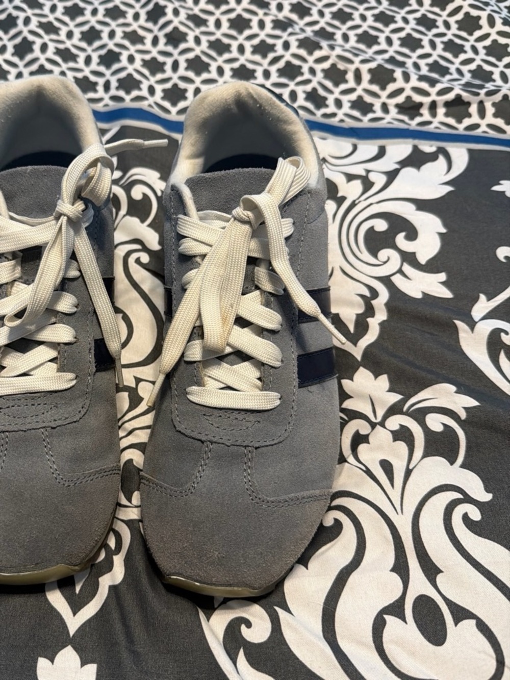 Women's Grayish Blue Suede Casual Sneakers - Athletic Style